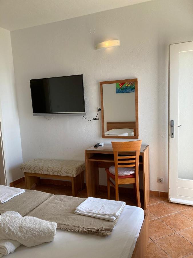 Rooms Vinka Tudor Хвар Екстер'єр фото