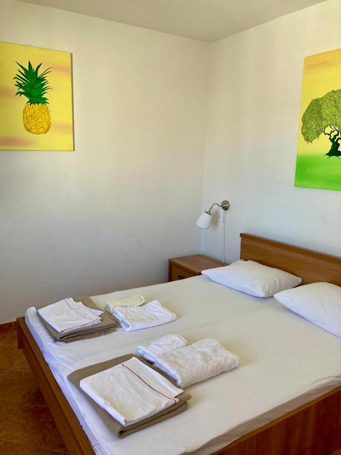 Rooms Vinka Tudor Хвар Екстер'єр фото