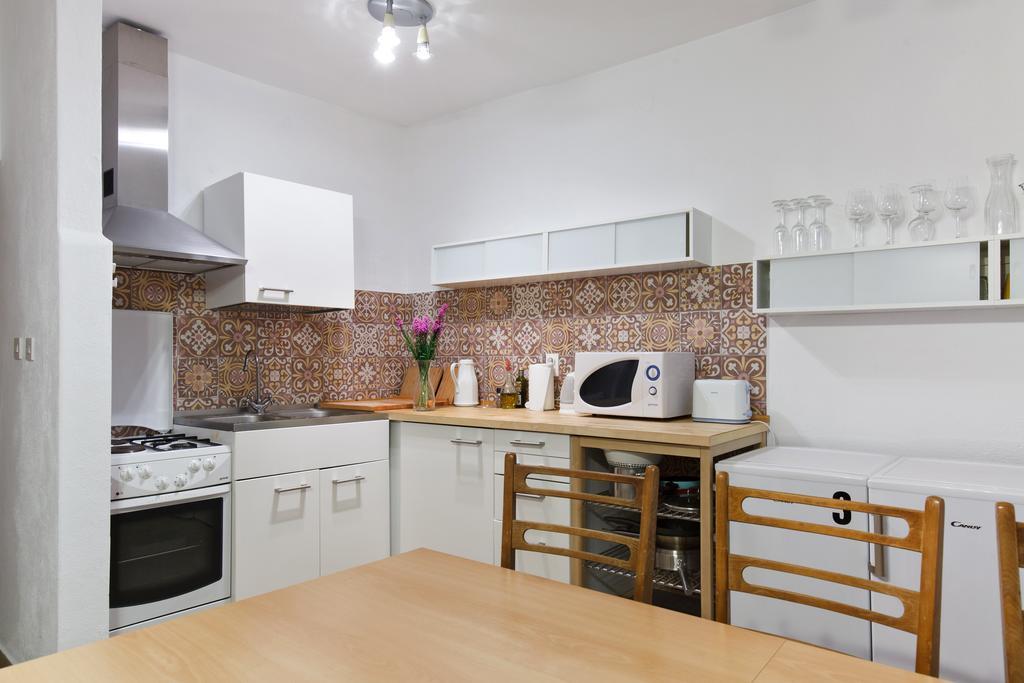 Rooms Vinka Tudor Хвар Екстер'єр фото